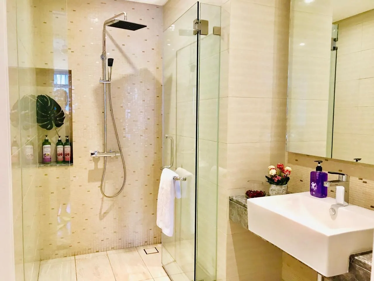 Anggun Residences Kuala Lumpur By 7Stonez 3*,